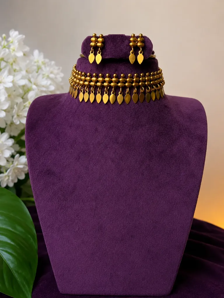 Golden Drape Choker
